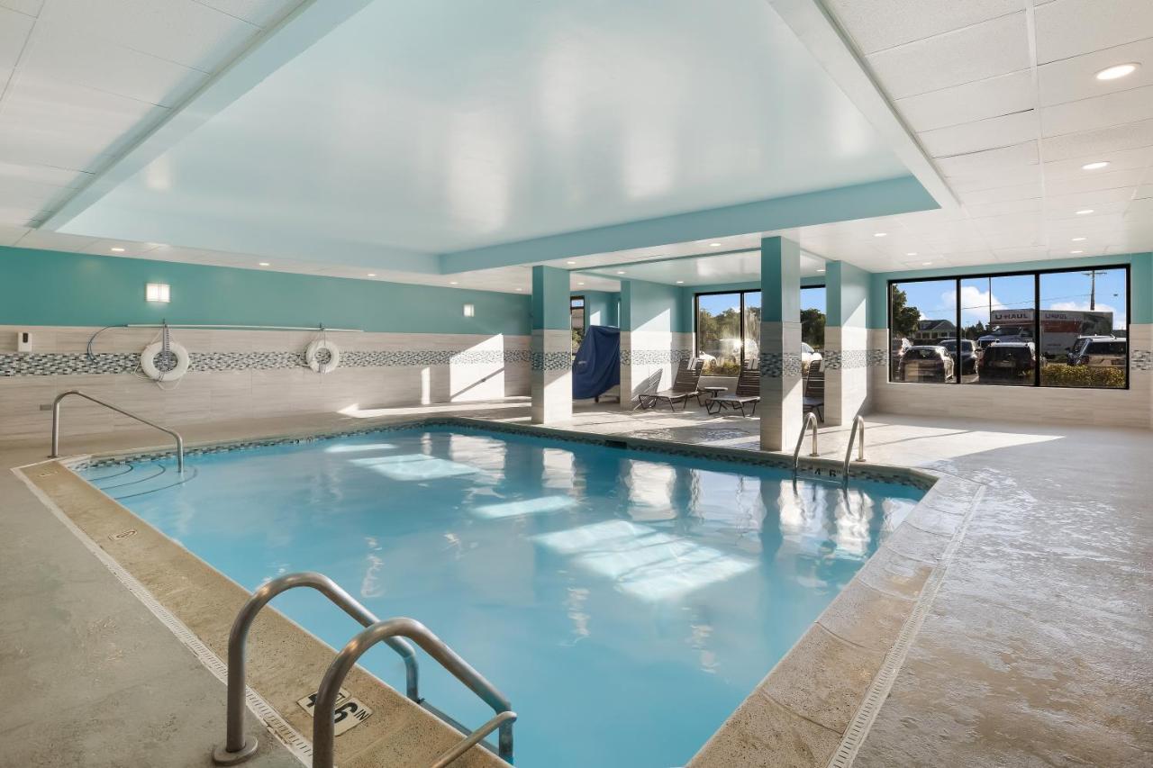 Hampton Hotel McHenry