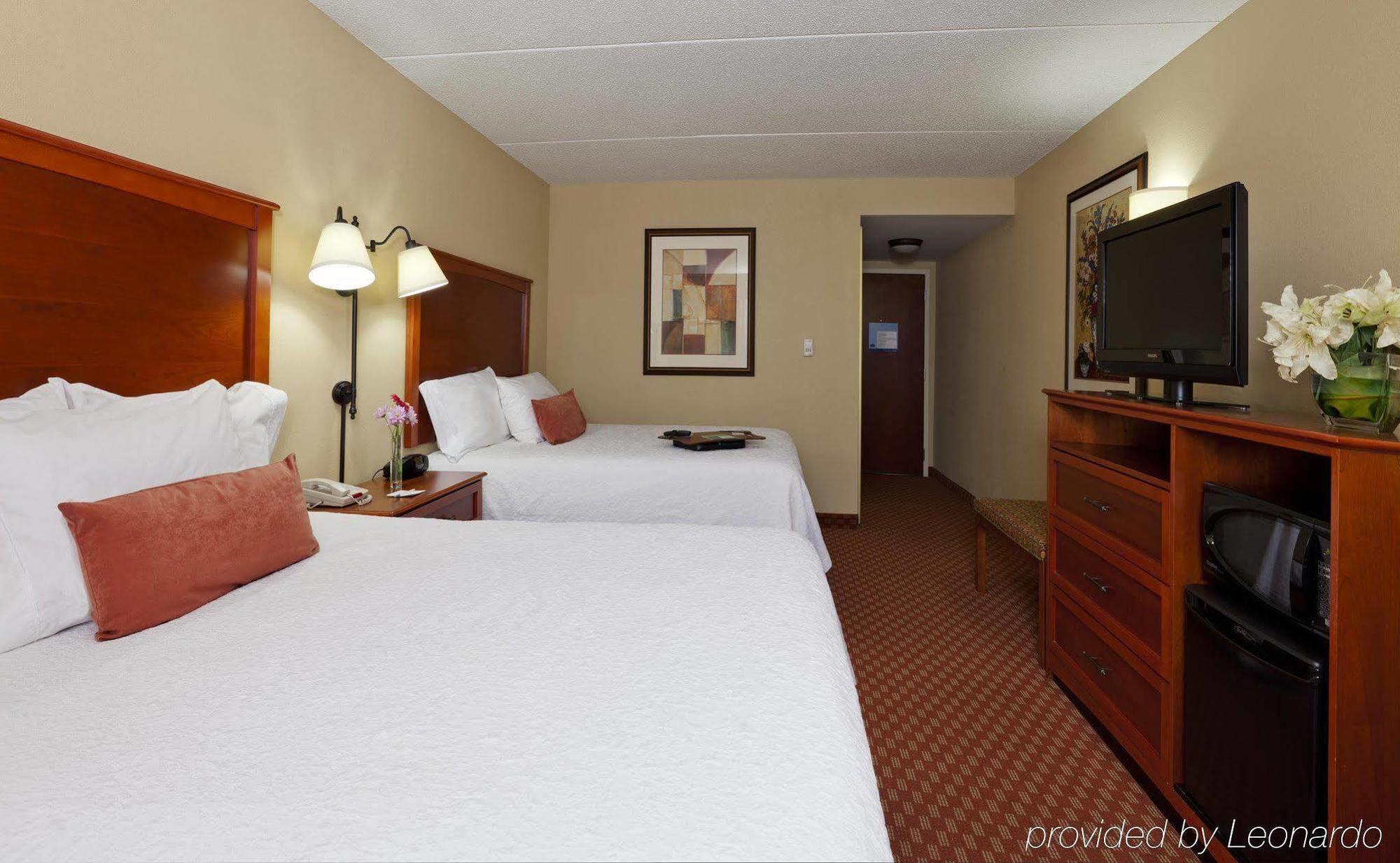 Hotel Hampton 3*
